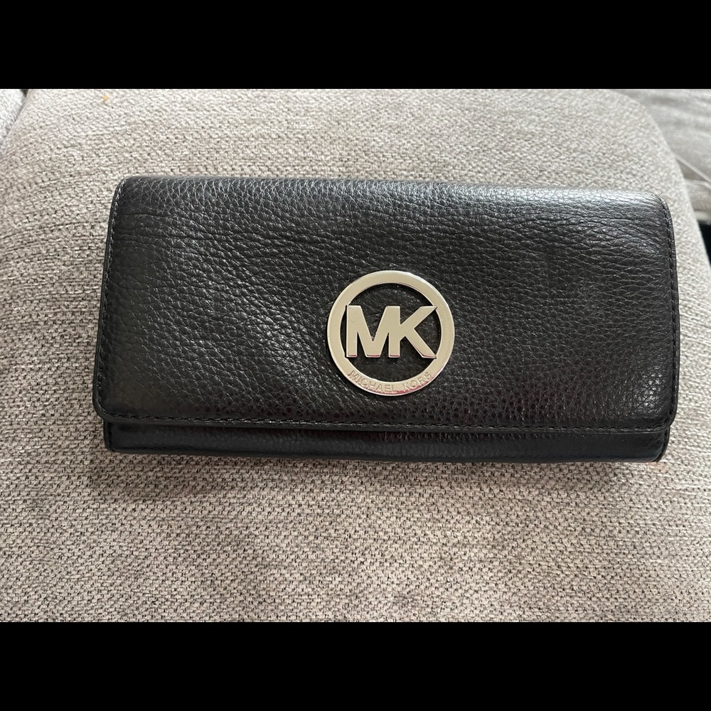 Michael Kors wallet